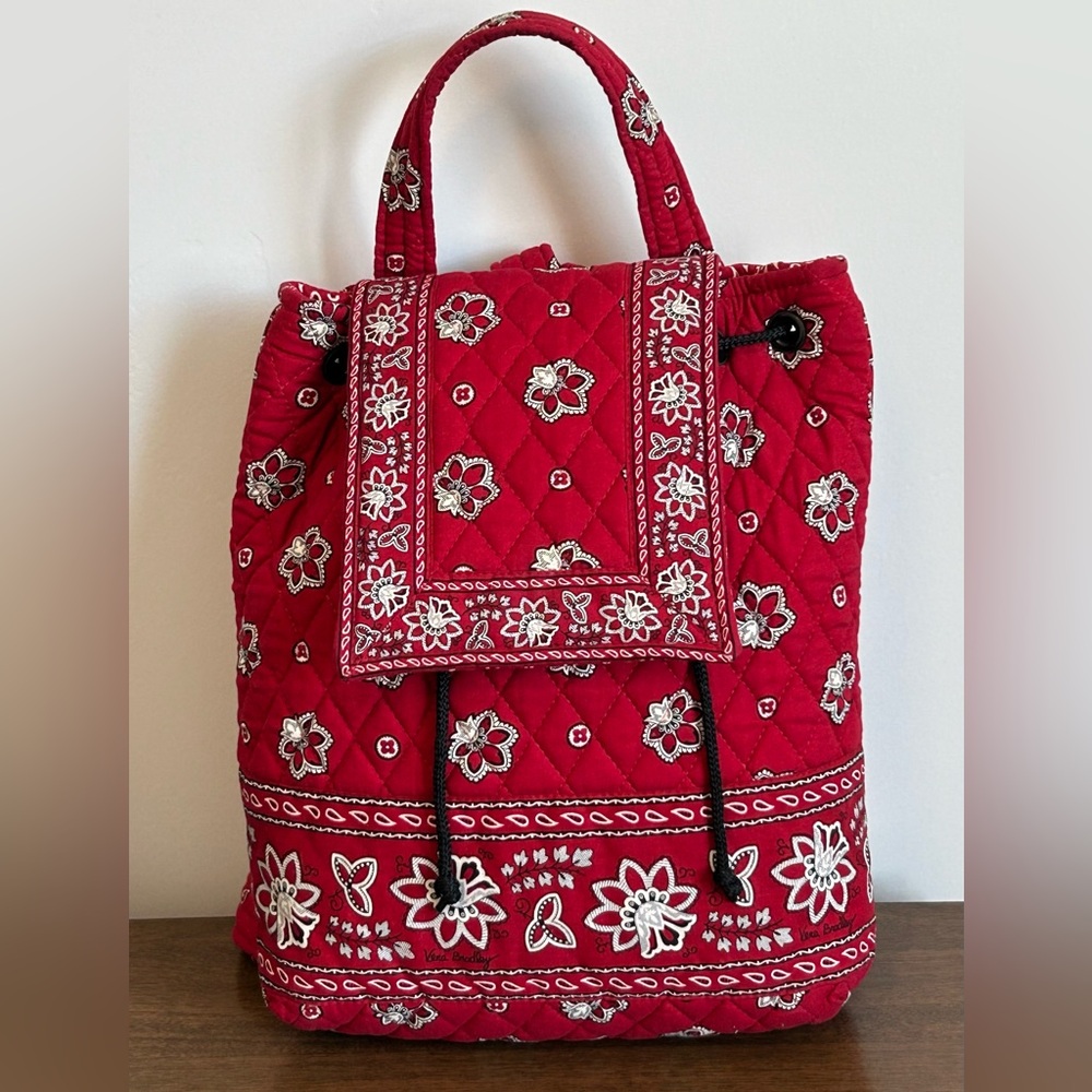VERA BRADLEY RED BANDANA FLORAL DRAWSTRING BACKPACK ~ EXCELLENT
